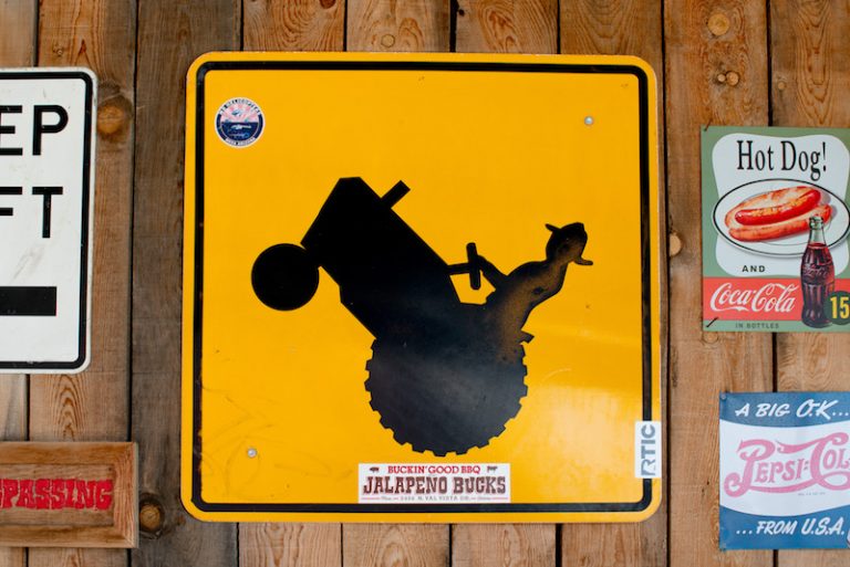 Jalapeño Bucks Buckin' Good BBQ and Burritos